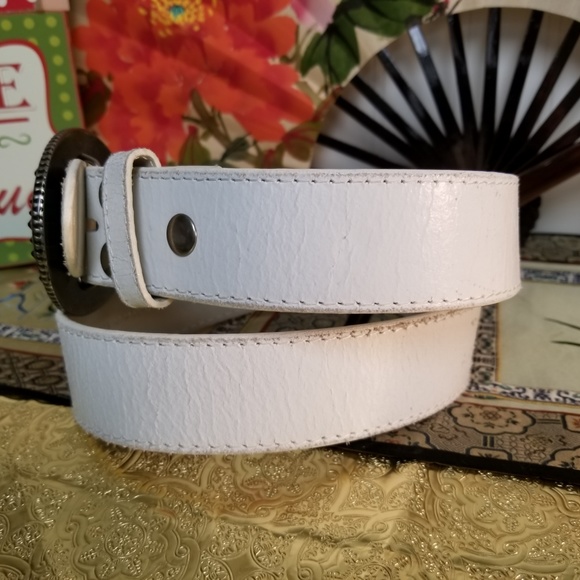 White Italian Leather Belt - Picture 3 of 8